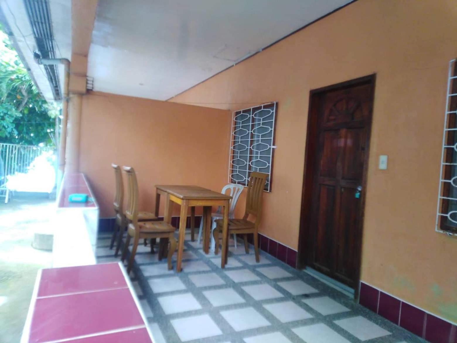Pescador View - Beachfront & Nearby The Ocean Hostels & Restaurant Moalboal Chambre photo